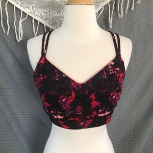 Old navy strappy sports bra